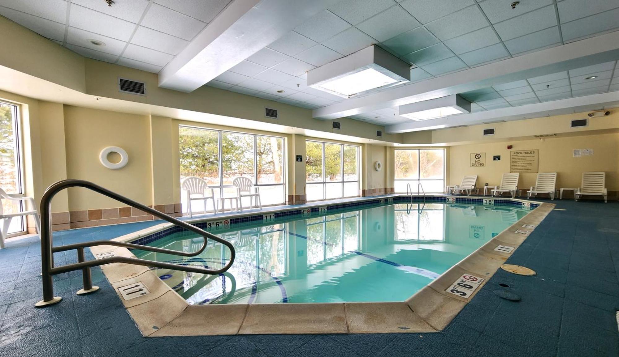 Comfort Inn & Suites Mount Pocono Exterior foto