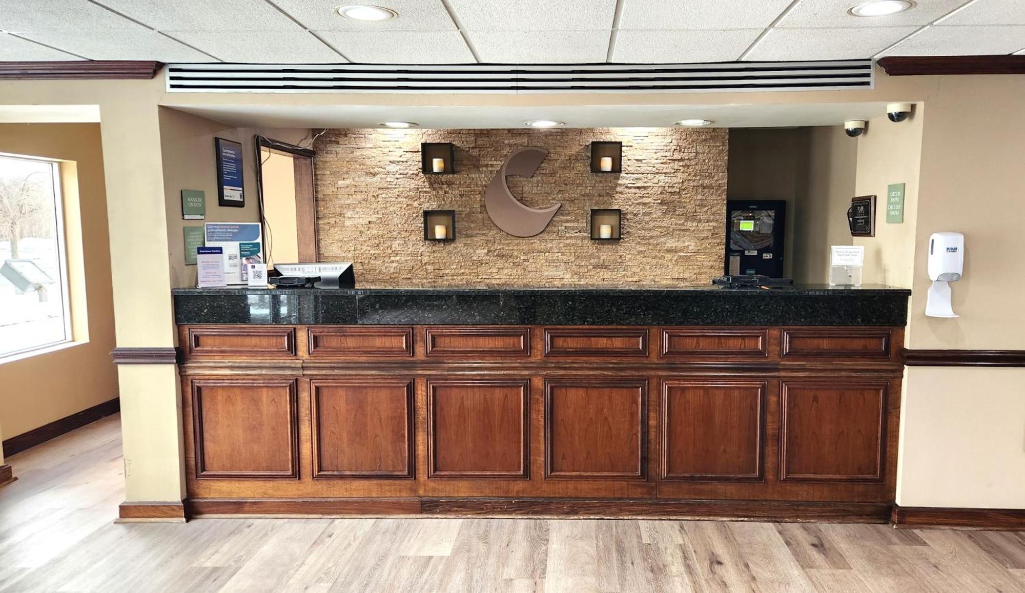 Comfort Inn & Suites Mount Pocono Exterior foto