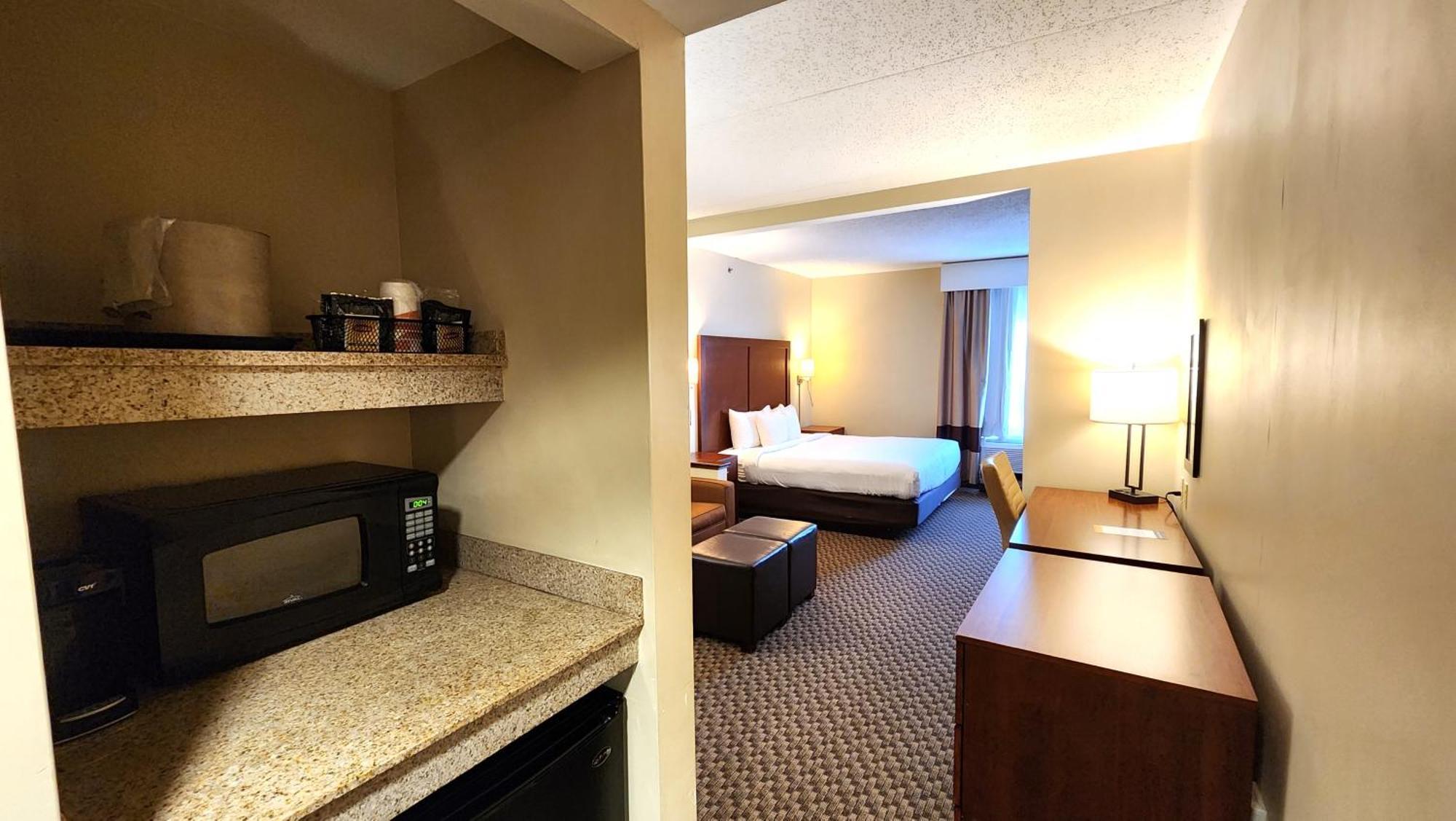 Comfort Inn & Suites Mount Pocono Habitación foto