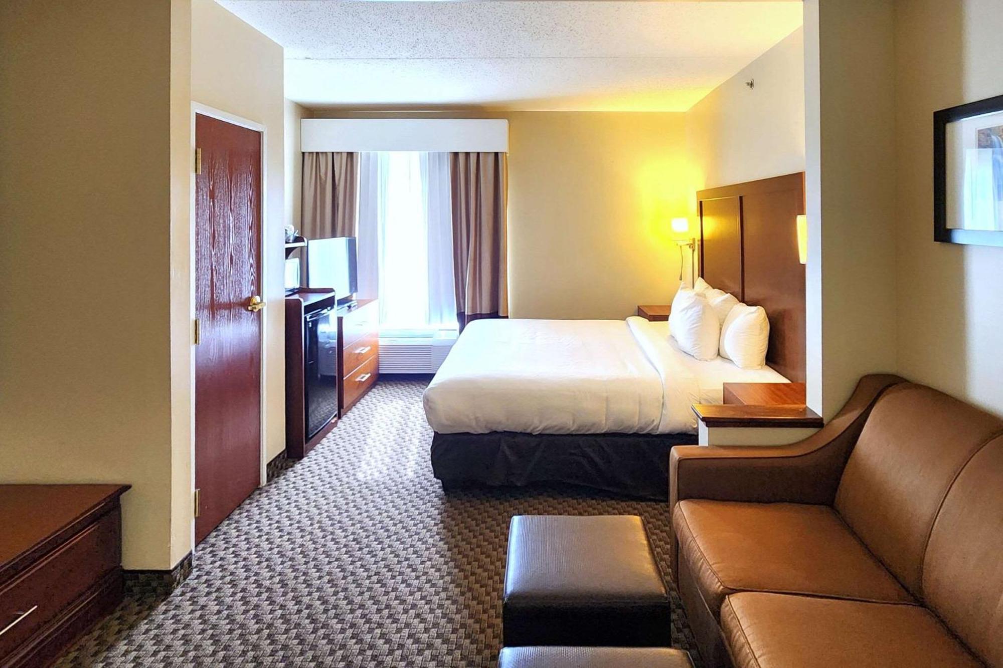Comfort Inn & Suites Mount Pocono Exterior foto