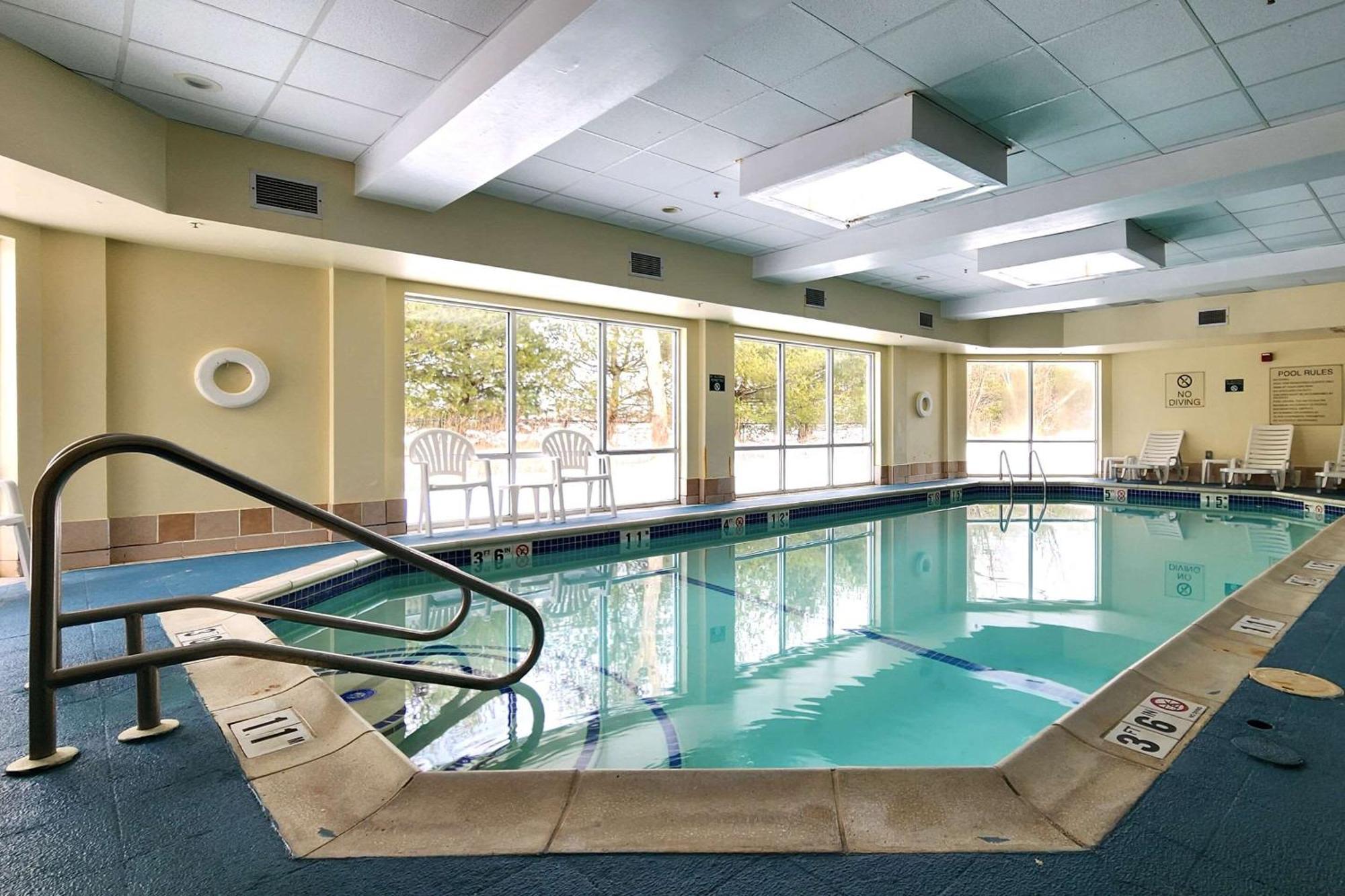 Comfort Inn & Suites Mount Pocono Exterior foto