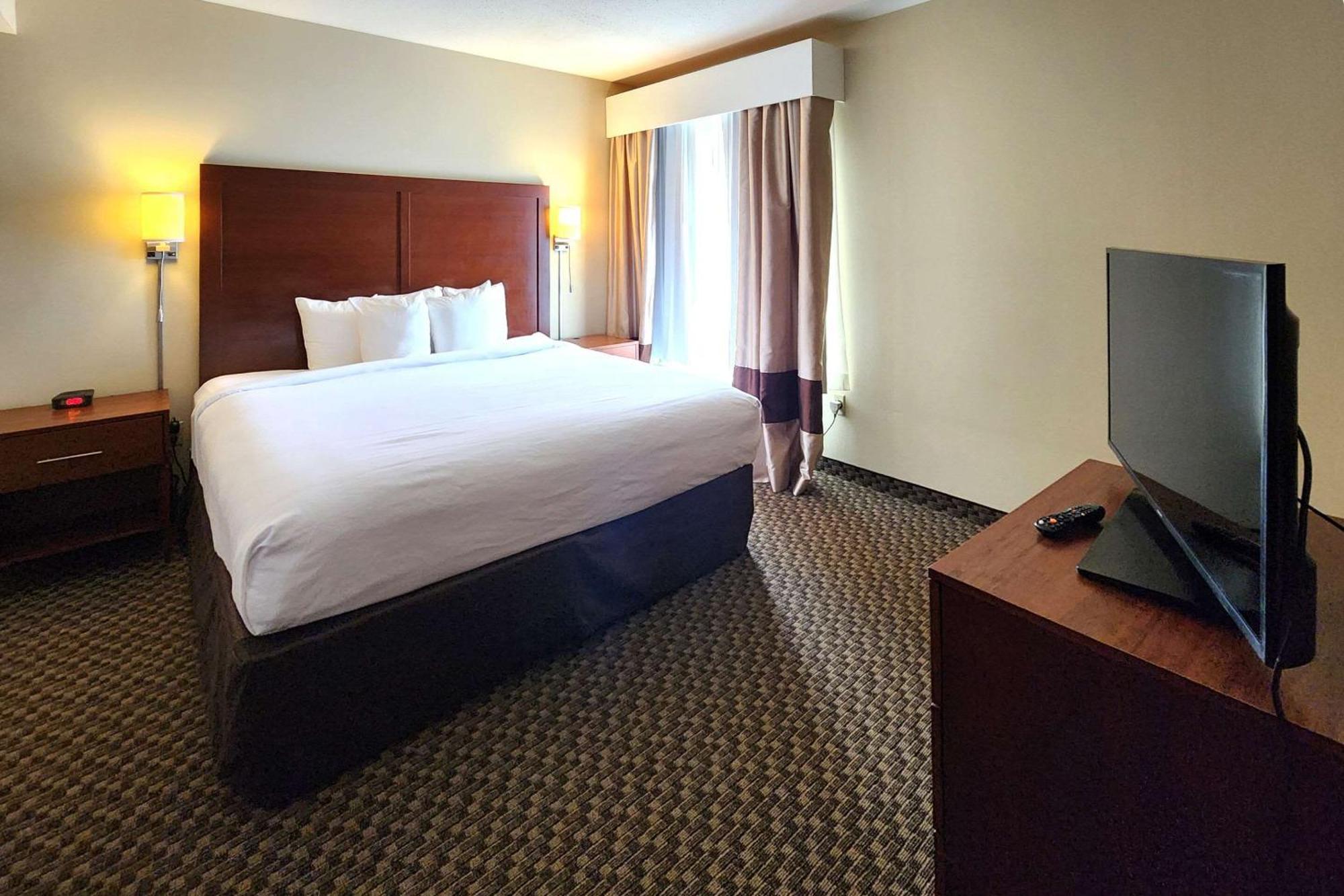 Comfort Inn & Suites Mount Pocono Exterior foto
