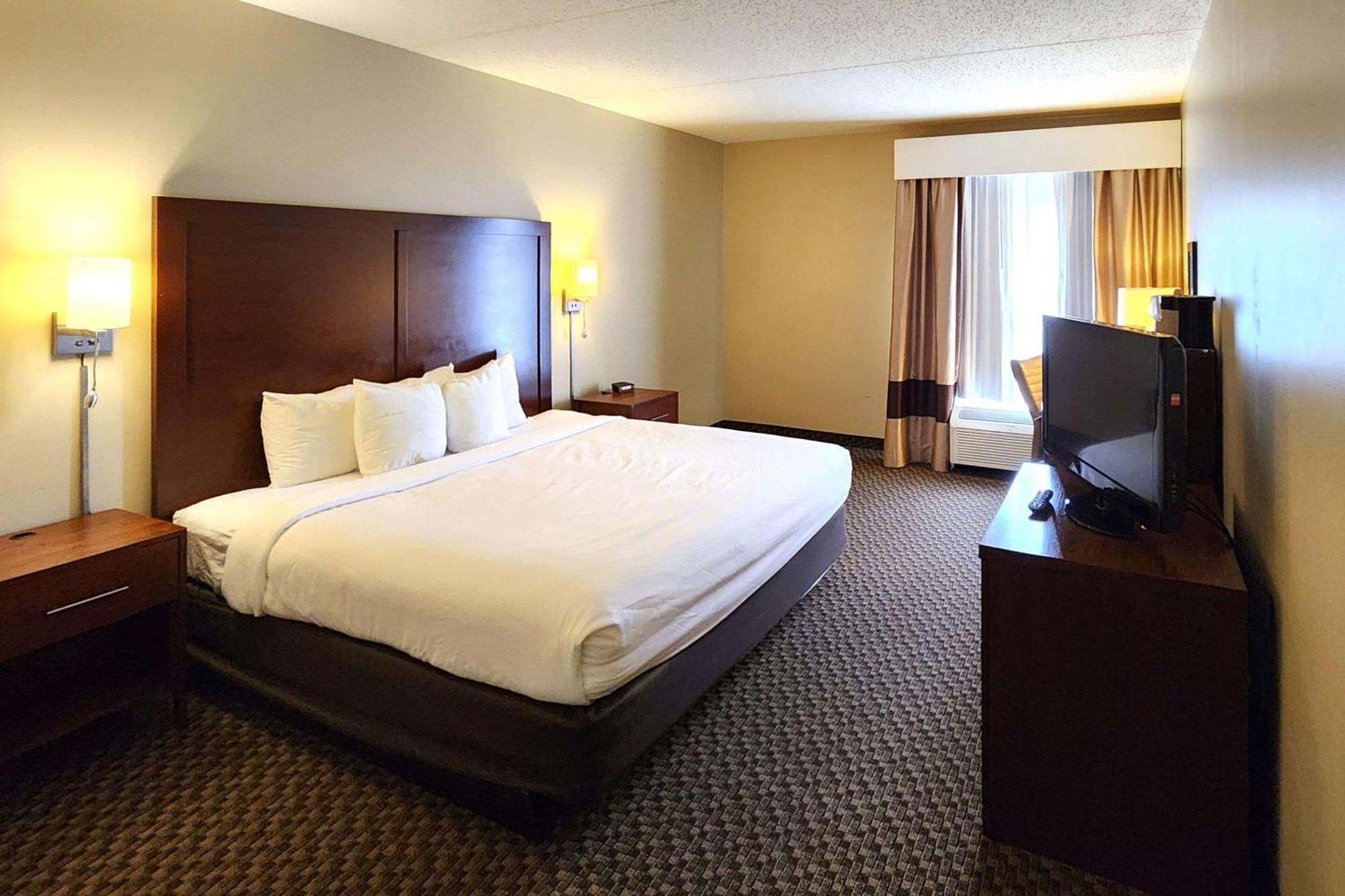 Comfort Inn & Suites Mount Pocono Exterior foto